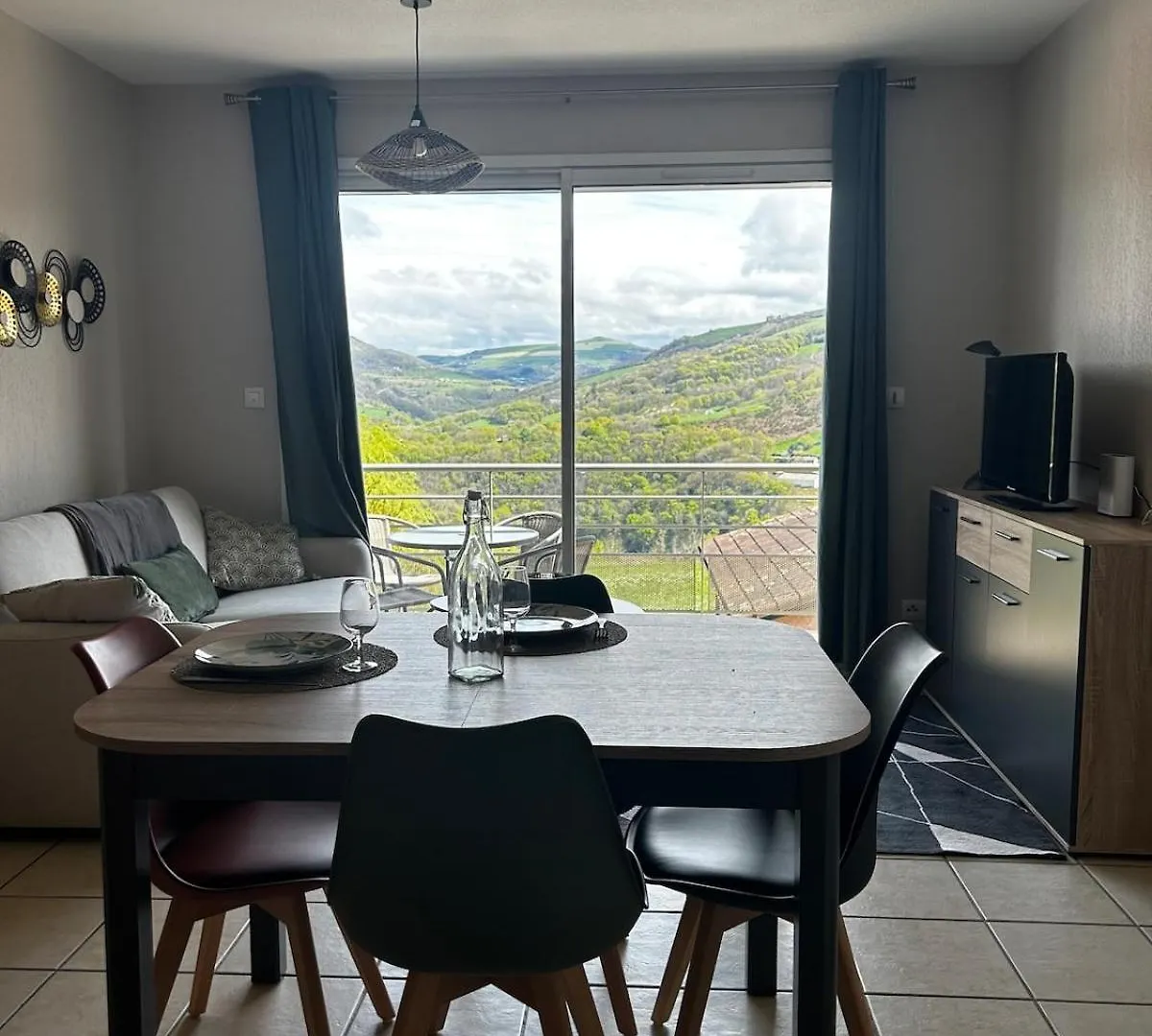 Le Vallon Appartement T2 Trébas شقة